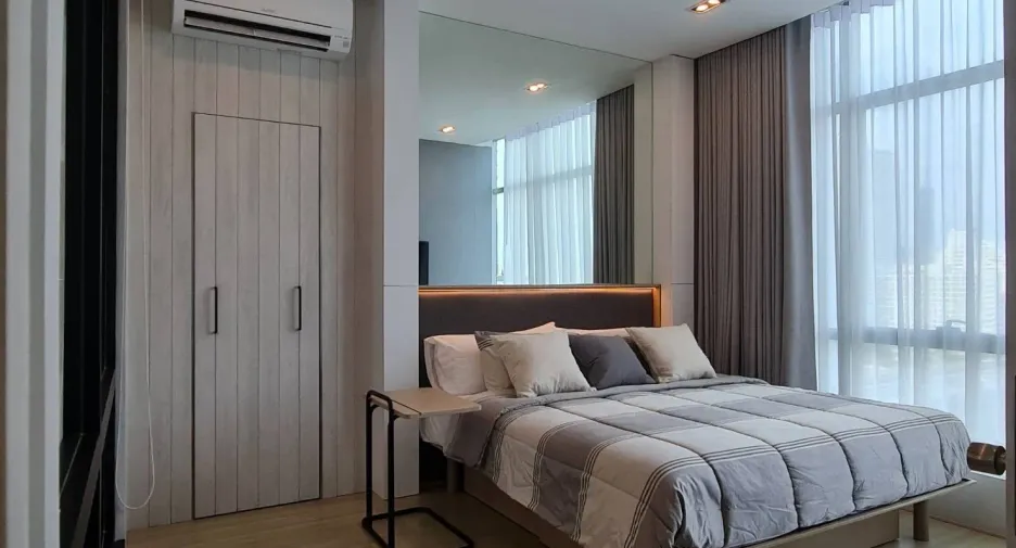 For rent 1 bed condo in Sathon, Bangkok