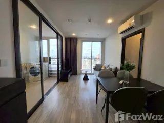 Condo en alquiler de 2 habitaciones en Huai Khwang, Bangkok