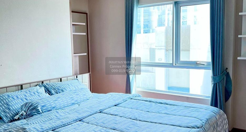 For rent 2 bedrooms condo in Huai Khwang, Bangkok