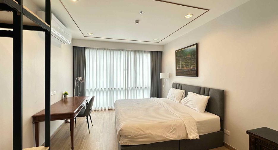 Condo en alquiler de 4 habitaciones en Sathon, Bangkok