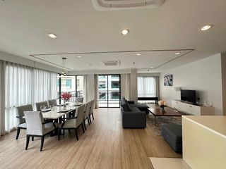 Condo en alquiler de 4 habitaciones en Sathon, Bangkok