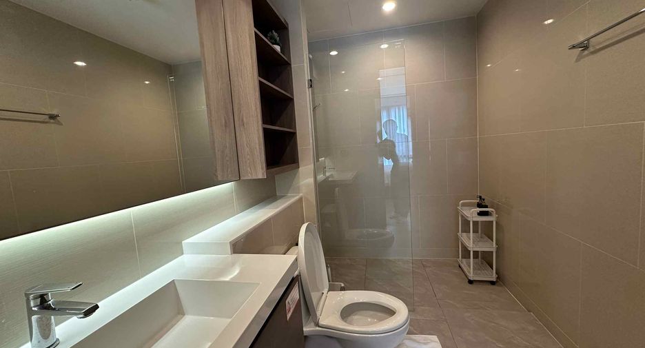 Condo en alquiler de 4 habitaciones en Sathon, Bangkok