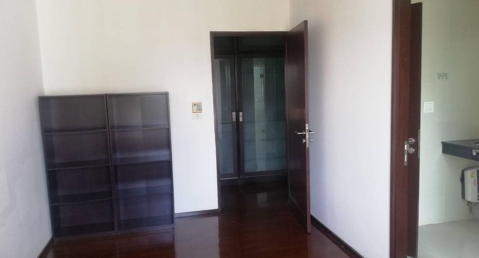 Wohnung zur Miete mit 2 Zimmer in Watthana, Bangkok