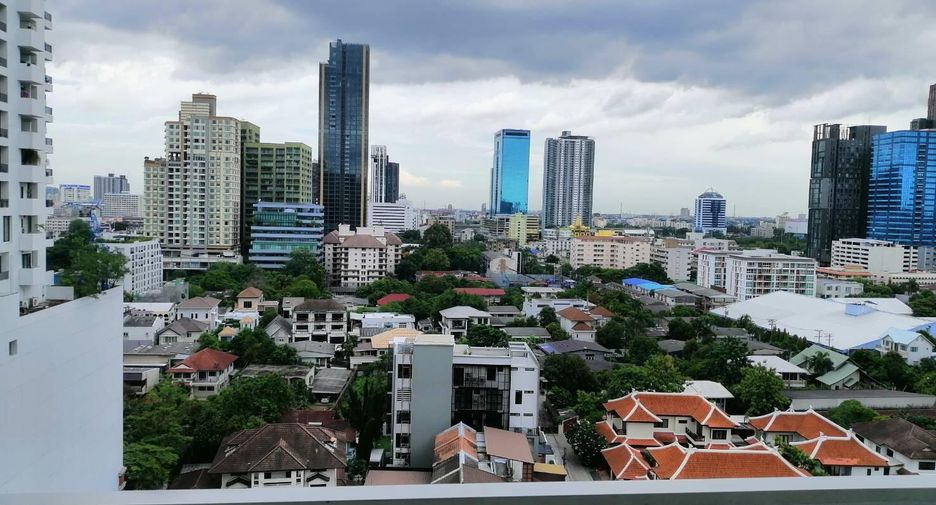 Wohnung zur Miete mit 2 Zimmer in Watthana, Bangkok