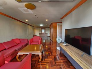 Condo en alquiler de 2 habitaciones en Khlong Toei, Bangkok