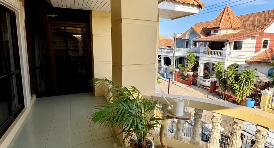 Haus zum Kauf mit 3 Zimmer in Bang Lamung, Chonburi