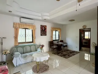 Haus zum Kauf mit 3 Zimmer in Bang Lamung, Chonburi