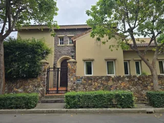 Villa zur Miete mit 3 Zimmer in Bang Lamung, Chonburi