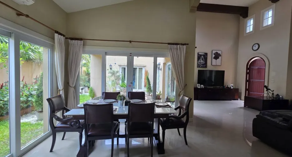 À louer 3 chambres villa à Bang Lamung, Chonburi
