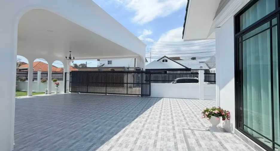 For sale 3 ベッドルーム house in Bang Lamung, Chonburi