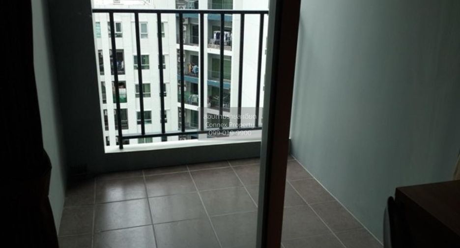 À louer 3 chambres condo à Huai Khwang, Bangkok