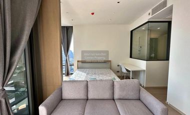 For rent 1 bed condo in Bang Rak, Bangkok