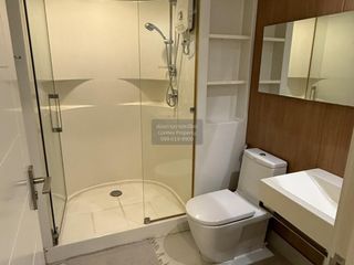 Wohnung zur Miete mit 1 Zimmer in Khlong San, Bangkok