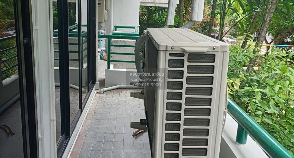 For rent 2 bedrooms condo in Phra Khanong, Bangkok