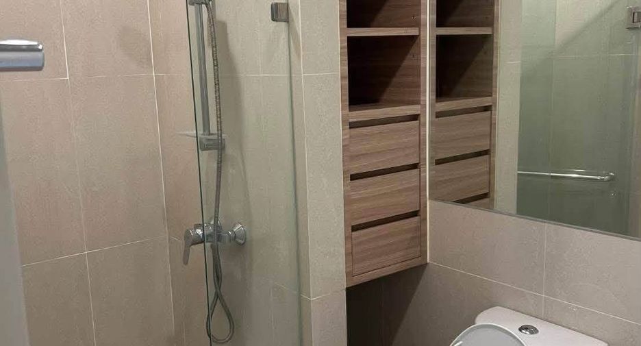 For rent 1 Beds condo in Huai Khwang, Bangkok