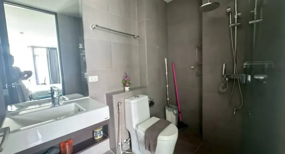 For sale studio condo in Bang Lamung, Chonburi