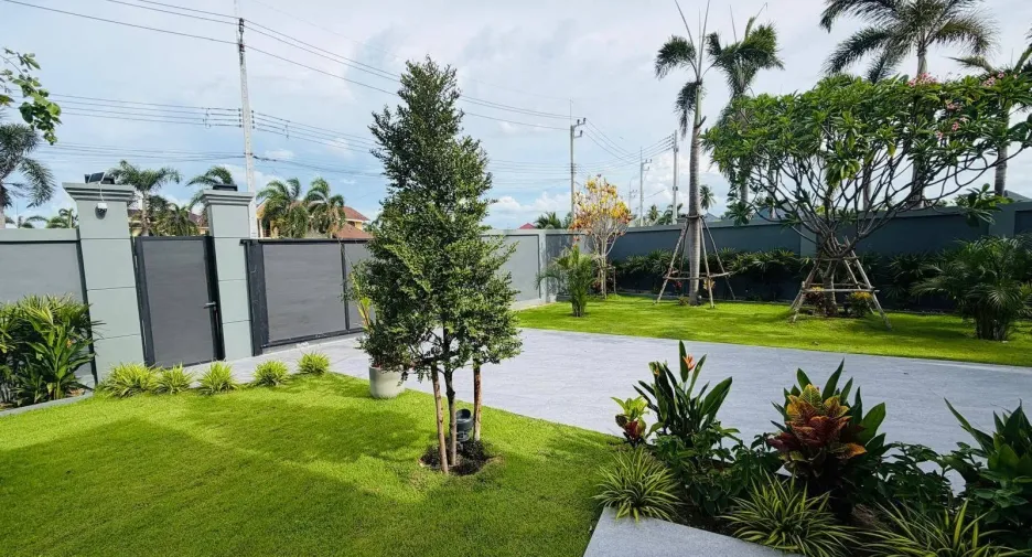 For rent 3 bedrooms villa in Pran Buri, Prachuap Khiri Khan