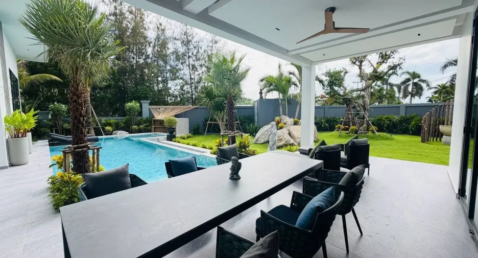 For rent 3 bedrooms villa in Pran Buri, Prachuap Khiri Khan