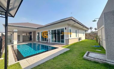 For rent 3 bedrooms house in Huay Yai, Pattaya