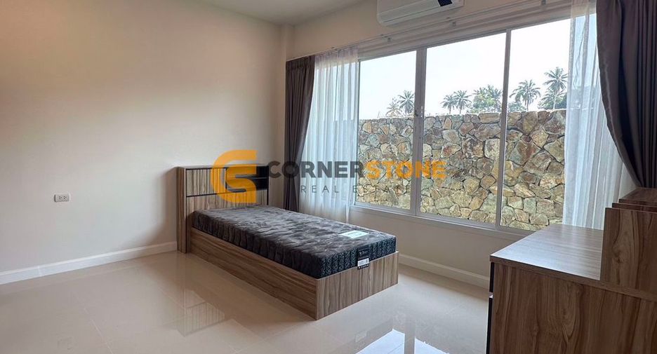 For rent 3 bedrooms house in Huay Yai, Pattaya
