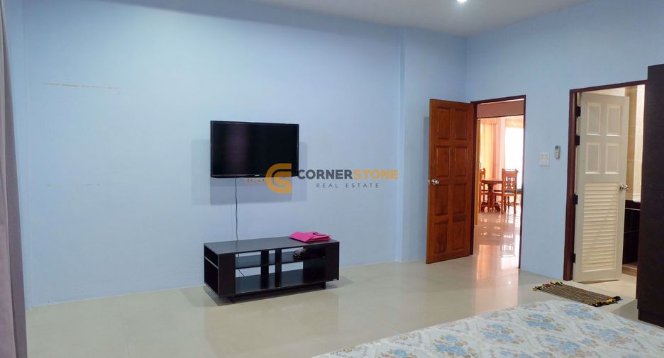 For rent and for sale 3 bedrooms house in Bang Lamung, Chonburi