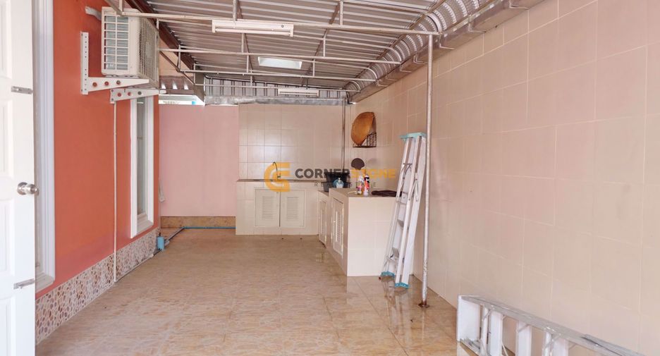 For rent and for sale 3 bedrooms house in Bang Lamung, Chonburi