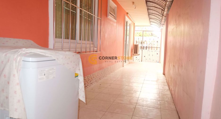 For rent and for sale 3 bedrooms house in Bang Lamung, Chonburi