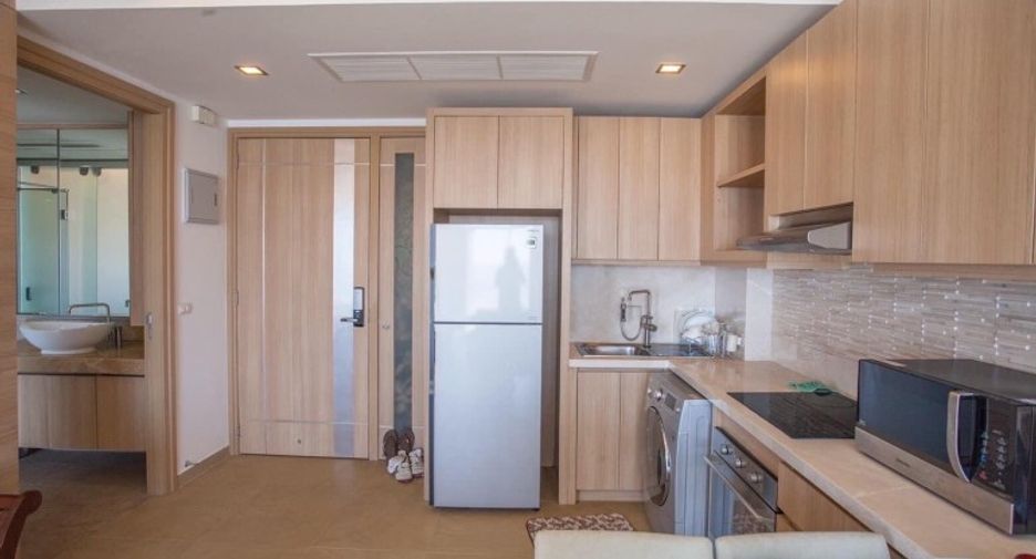 For sale 1 bed condo in Bang Lamung, Chonburi