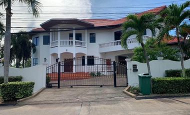 À vendre 4 chambres villa à Bang Lamung, Chonburi