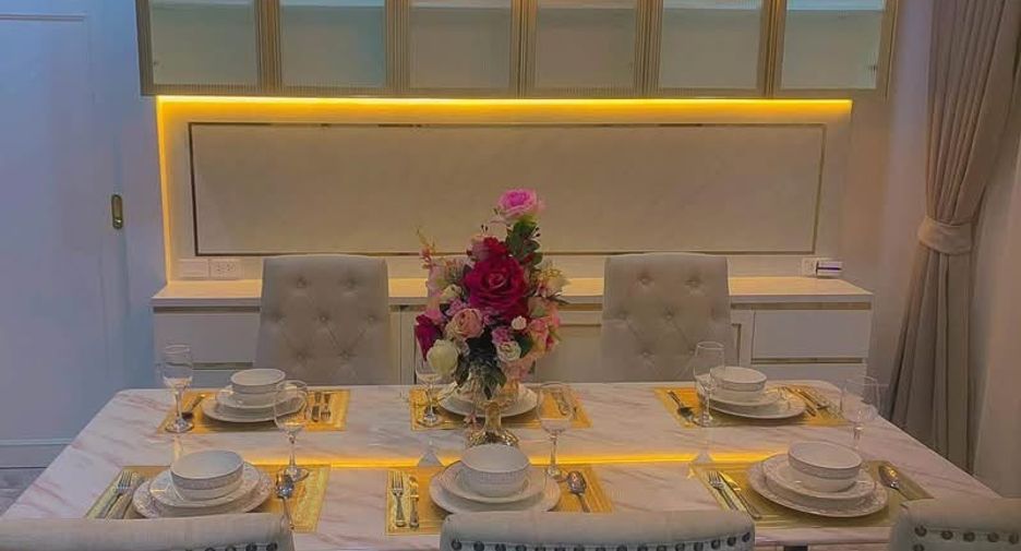 À vendre 4 chambres villa à Bang Lamung, Chonburi