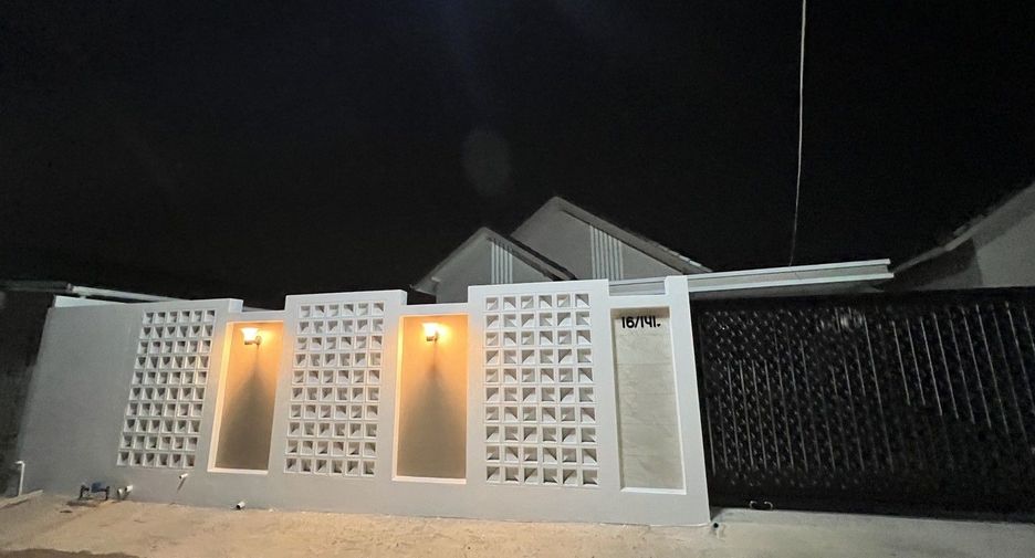 Casa en venta de 3 habitaciones en Bang Lamung, Chonburi