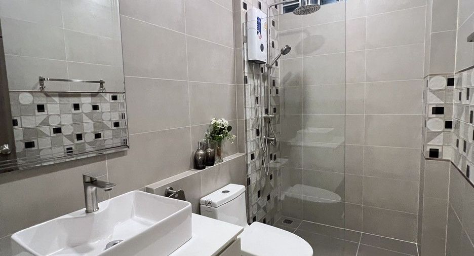 Casa en venta de 3 habitaciones en Bang Lamung, Chonburi