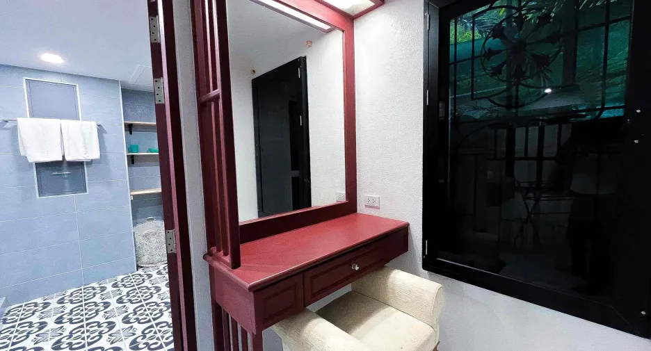 For sale 3 ベッドルーム condo in Mueang Phuket, Phuket