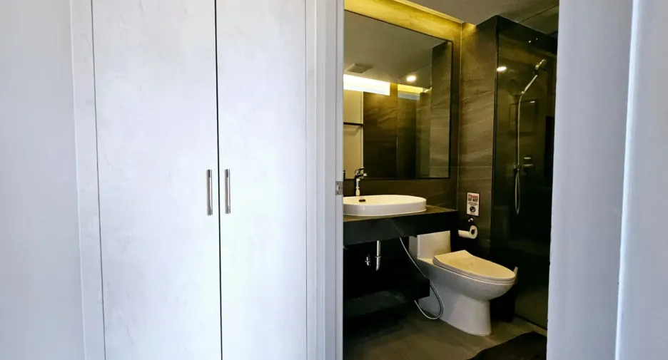 For rent 2 bedrooms condo in Mueang Phuket, Phuket