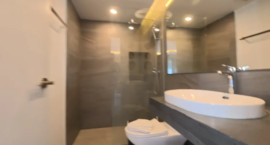 For rent 2 bedrooms condo in Mueang Phuket, Phuket