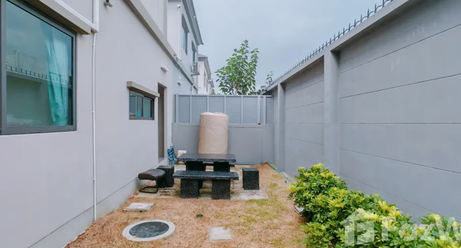 Haus zum Kauf mit 3 Zimmer in Krathum Baen, Samut Sakhon