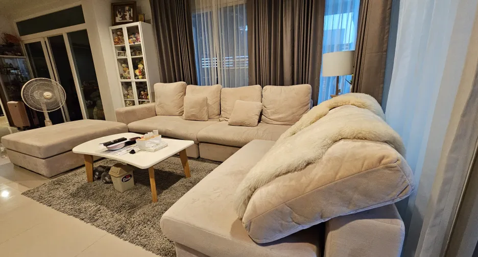 Casa en venta de 4 habitaciones en Mueang Samut Sakhon, Samut Sakhon