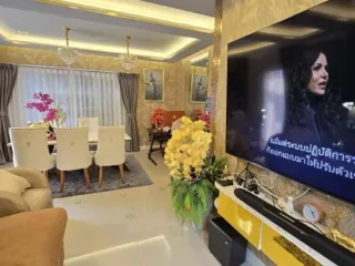 Casa en alquiler de 4 habitaciones en Thanyaburi, Pathum Thani