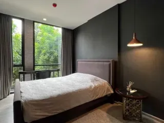 À louer 2 chambres condo à Suan Luang, Bangkok