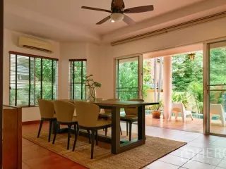 出租 4 卧室 独立屋 在 Watthana, 曼谷