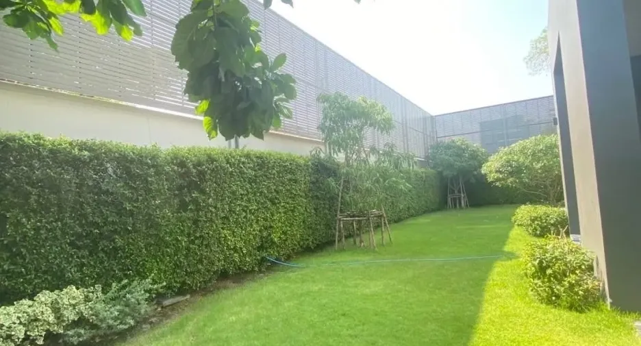 For rent そして for sale 5 ベッドルーム house in Suan Luang, Bangkok