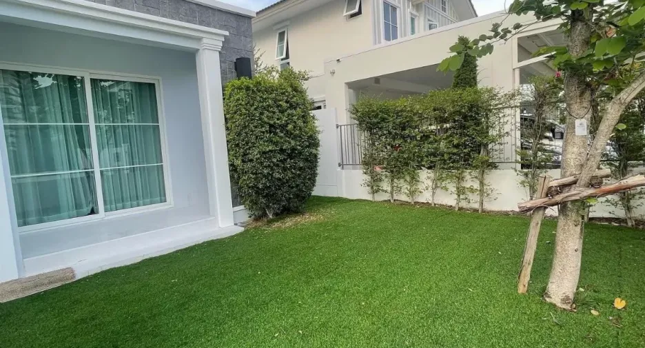 For rent and for sale 3 bedrooms house in Bang Phli, Samut Prakan