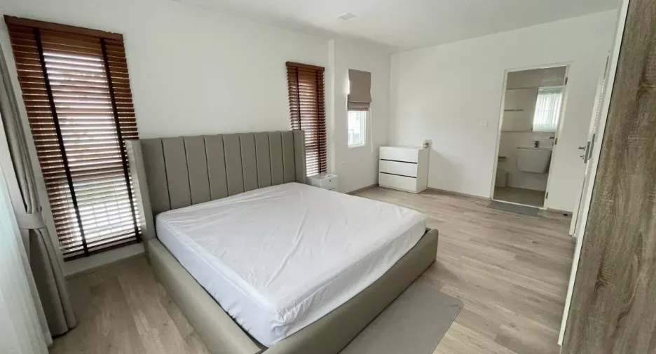 For rent and for sale 3 bedrooms house in Bang Phli, Samut Prakan