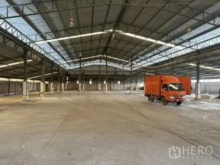出租 仓库 在 Lat Lum Kaeo, Pathum Thani