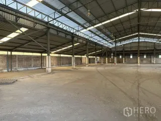 出租 仓库 在 Lat Lum Kaeo, Pathum Thani