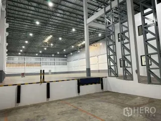For rent and for sale warehouse in Bang Phli, Samut Prakan