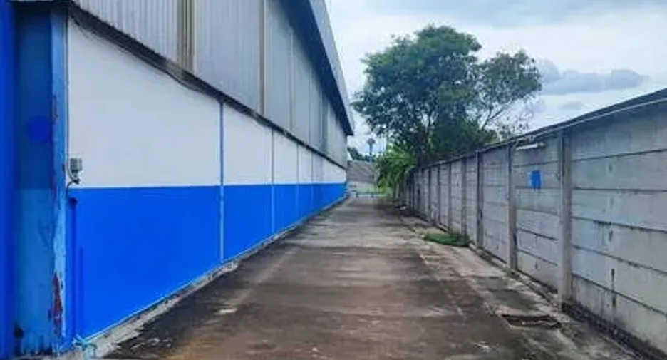 Almacén en alquiler en Si Racha, Chonburi