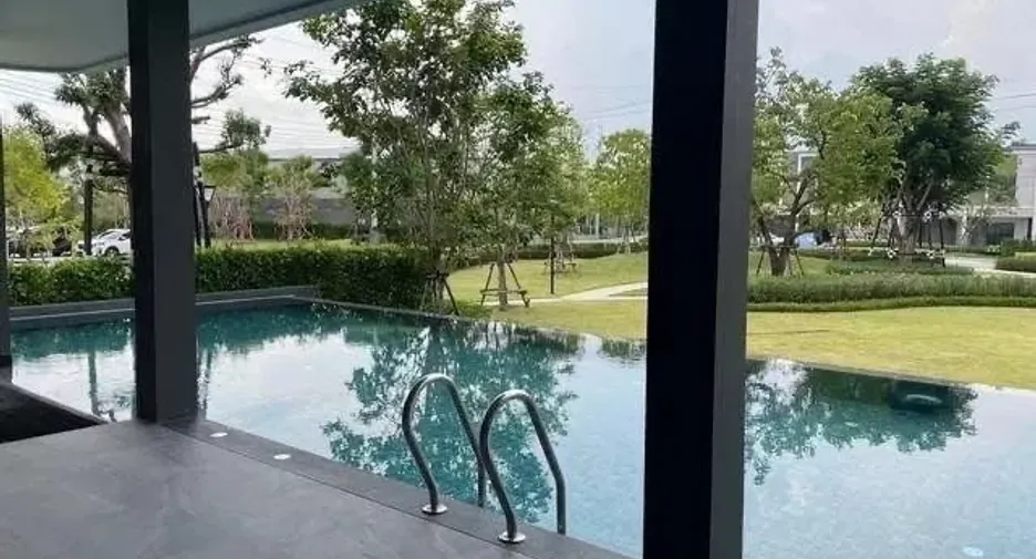 Аренда 3 спальни таунхаус в Bang Phli, Самутпракан