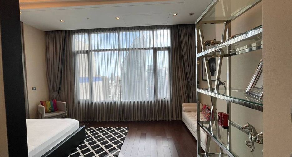 Wohnung zur Miete und zum Kauf mit 3 Zimmer in Khlong Toei, Bangkok