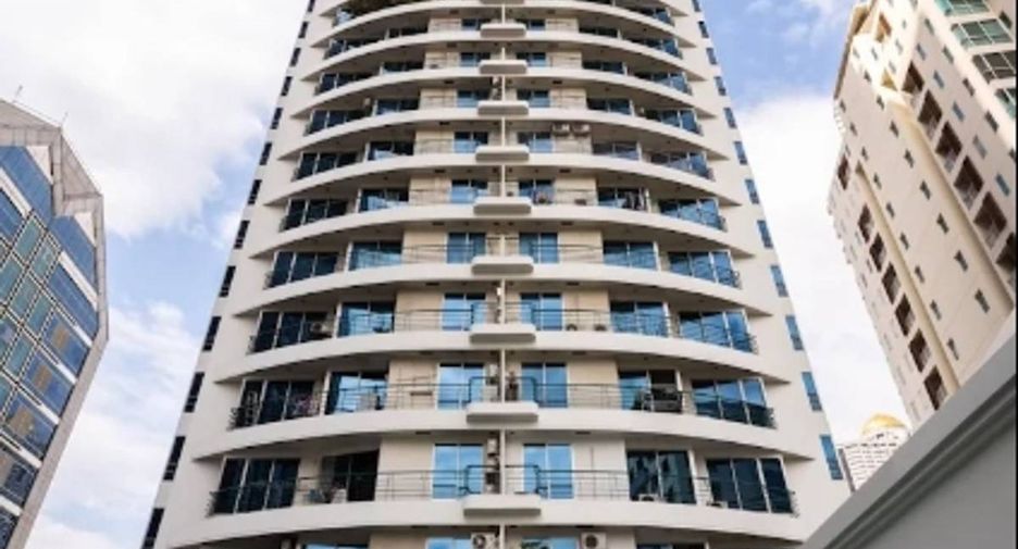 For sale 2 bedrooms condo in Sathon, Bangkok